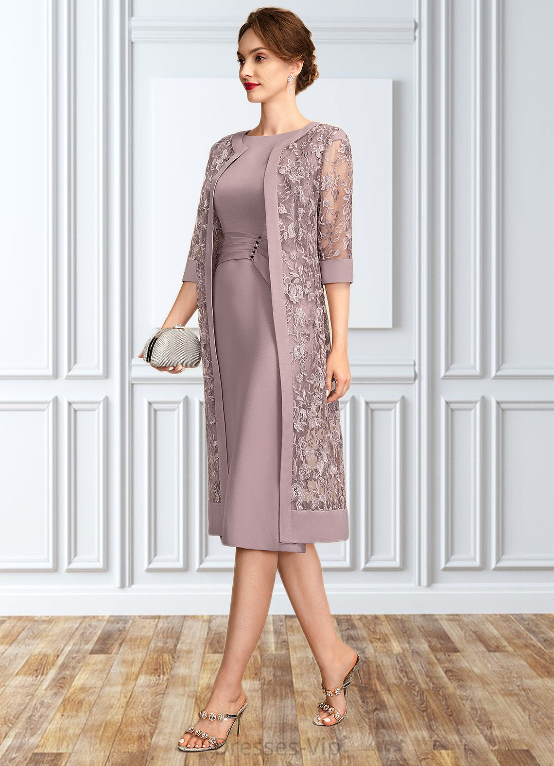 Adrianna Sheath/Column Scoop Neck Knee-Length Chiffon Mother of the Bride Dress With Ruffle Sequins HP126P0015023