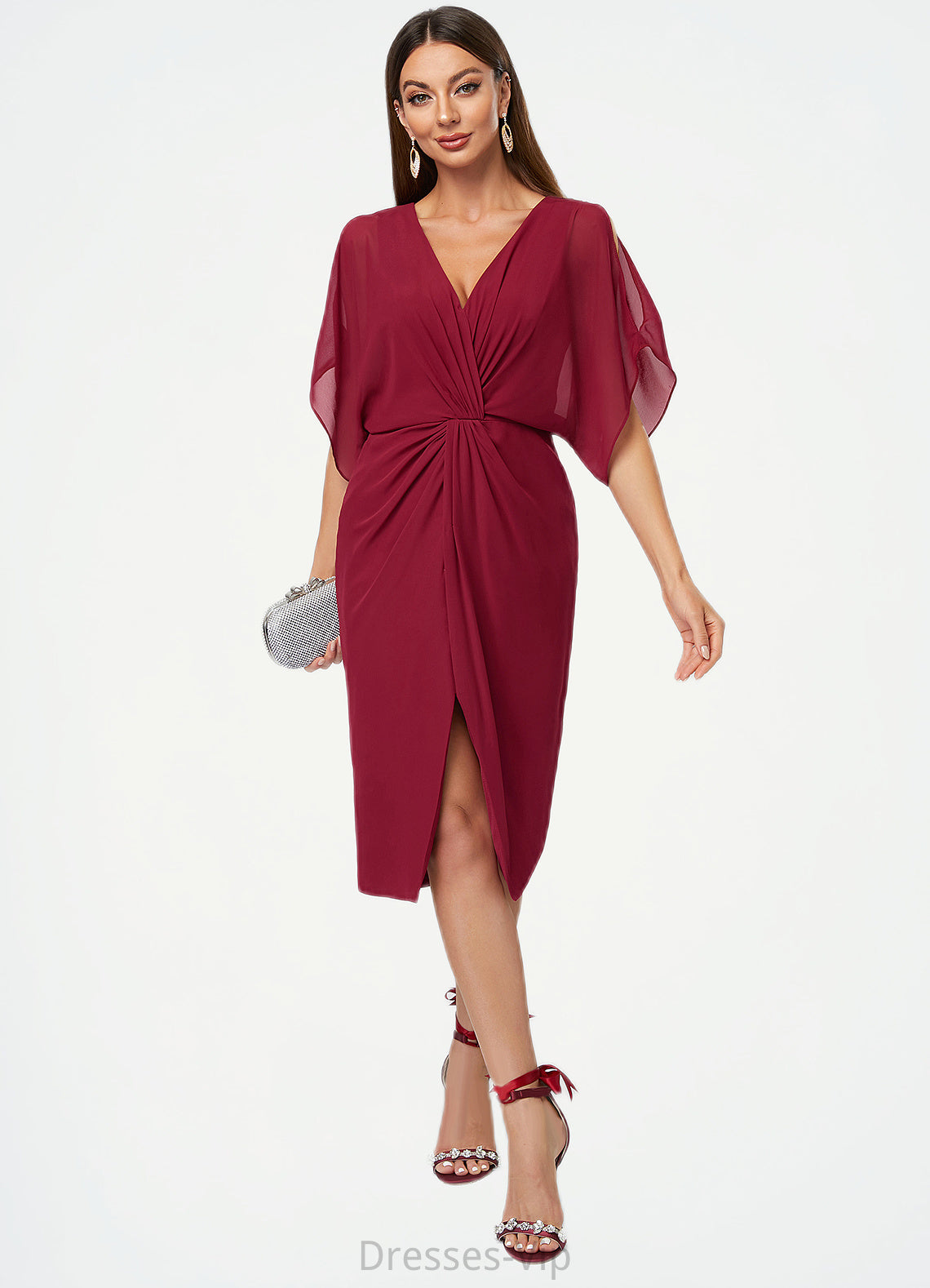 Amaris Sheath/Column V-Neck Knee-Length Chiffon Cocktail Dress With Pleated HPP0022386