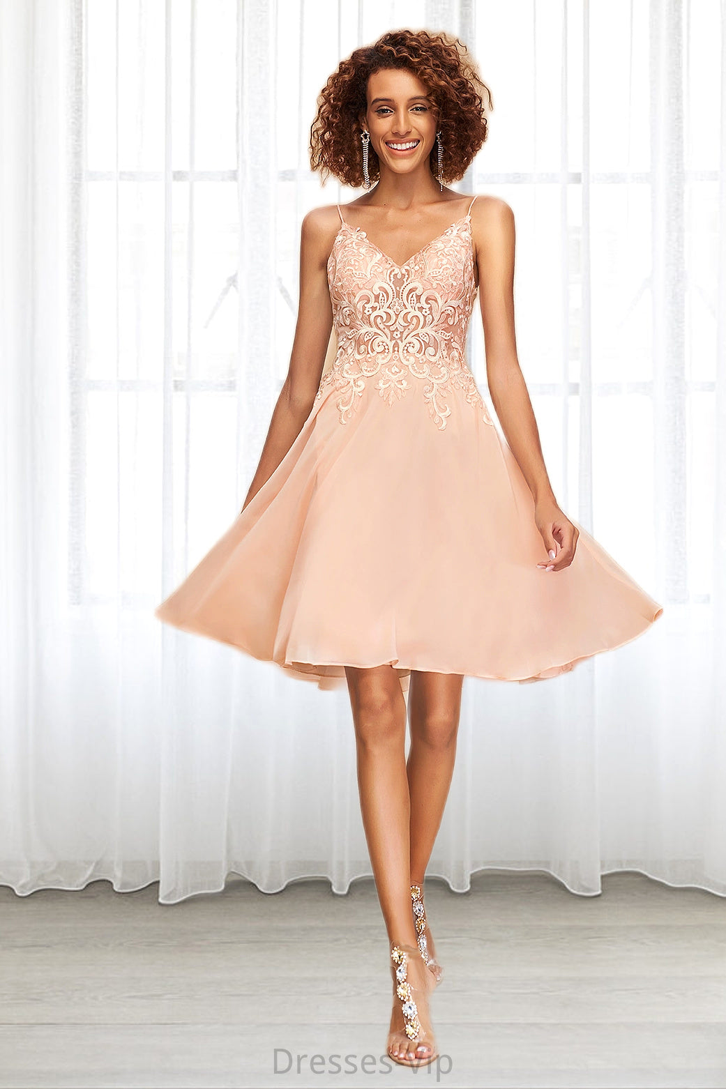 Katharine A-line V-Neck Knee-Length Chiffon Lace Homecoming Dress HPP0020527