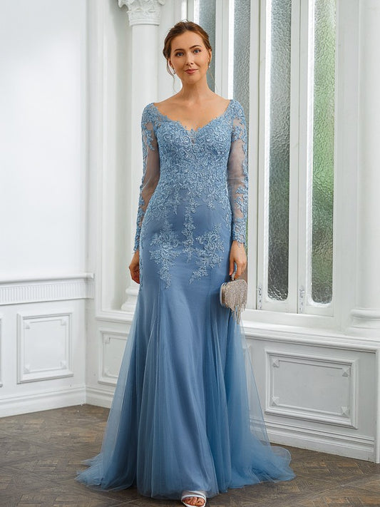 Kinsley Sheath/Column Tulle Applique V-neck Long Sleeves Sweep/Brush Train Mother of the Bride Dresses HPP0020244