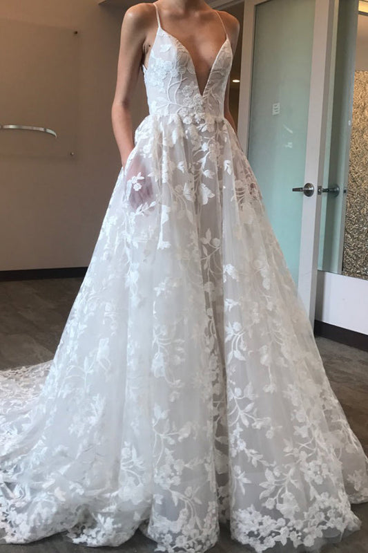 Unique Elegant A Line Court Train V Neck Sleeveless Open Back Lace Wedding Dresses With Pockets