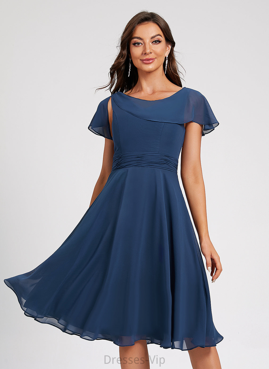 A-Line Regan Cocktail Ruffle Cocktail Dresses Chiffon Dress Knee-Length With Scoop Neck Pleated