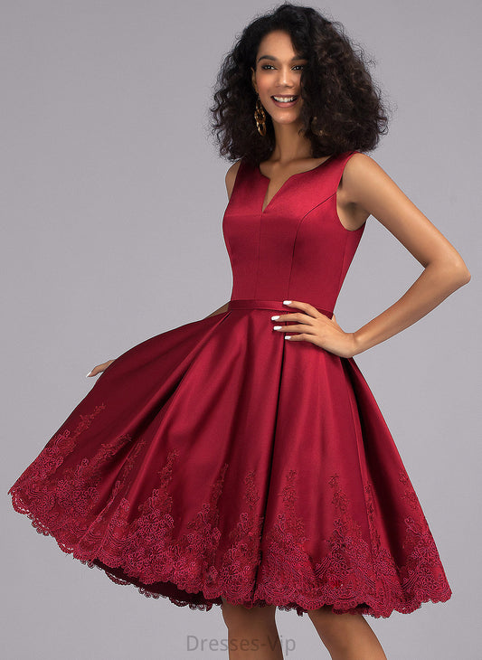 V-neck Cocktail Dresses Knee-Length Cocktail Satin Dress A-Line Paloma With Lace Appliques