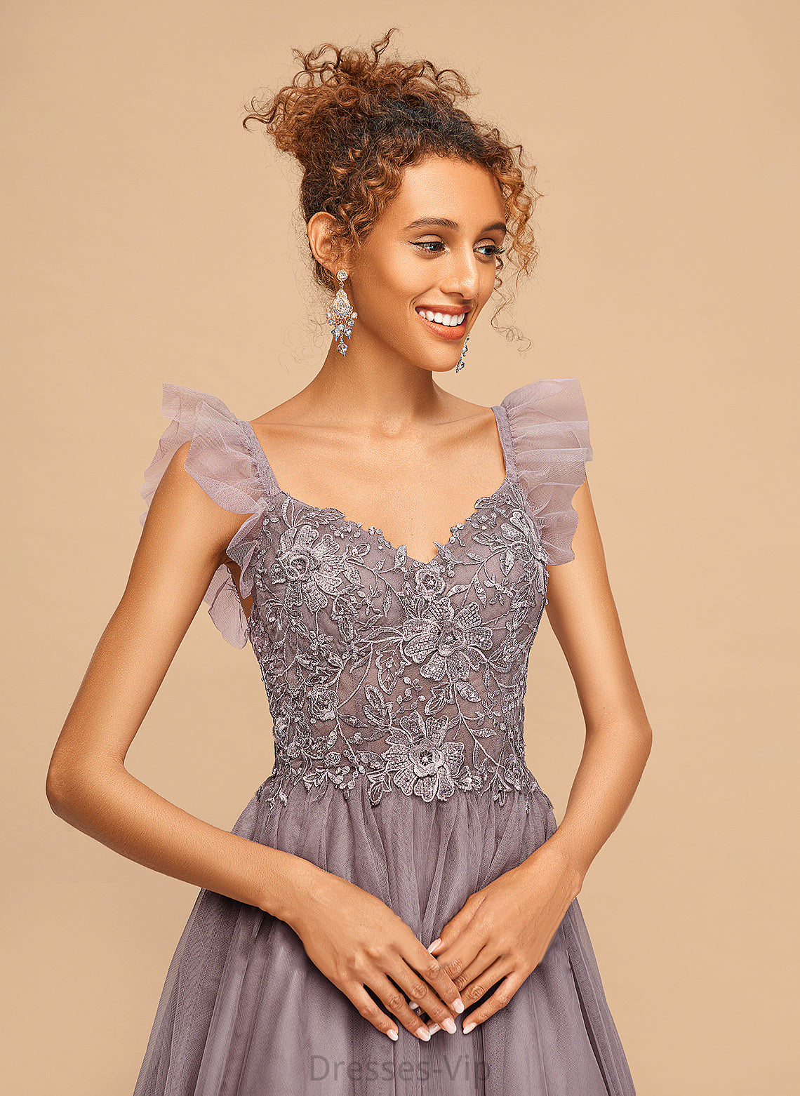 Tulle Homecoming V-neck A-Line Cascading Monique Dress Knee-Length Lace With Homecoming Dresses Ruffles