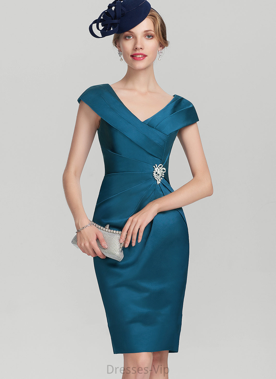 Ruffle V-neck Cocktail Dresses Beading With Satin Knee-Length Litzy Dress Cocktail Sheath/Column