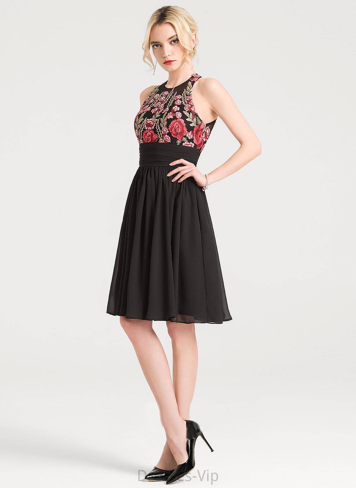 Joanne Neck Cocktail Dresses Appliques Knee-Length Dress Lace Chiffon With Scoop Cocktail A-Line