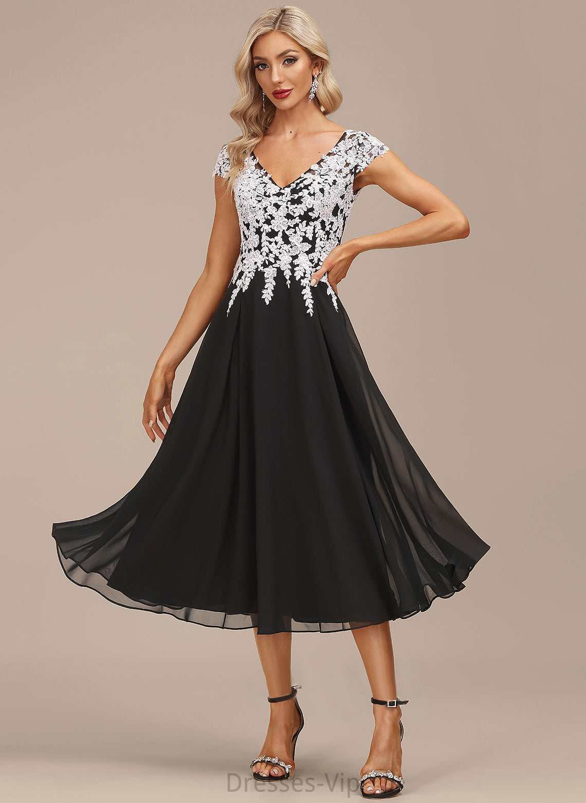 A-Line V-neck Giovanna Cocktail Dresses Cocktail Dress Tea-Length Lace Chiffon