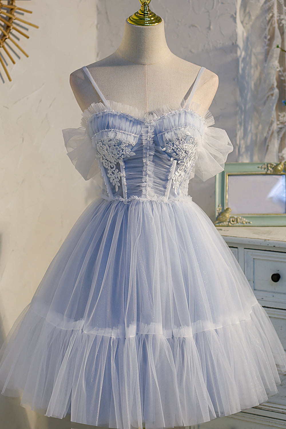 Spaghetti Straps Light Blue Lace Appliques Tulle Princess Homecoming Dresses