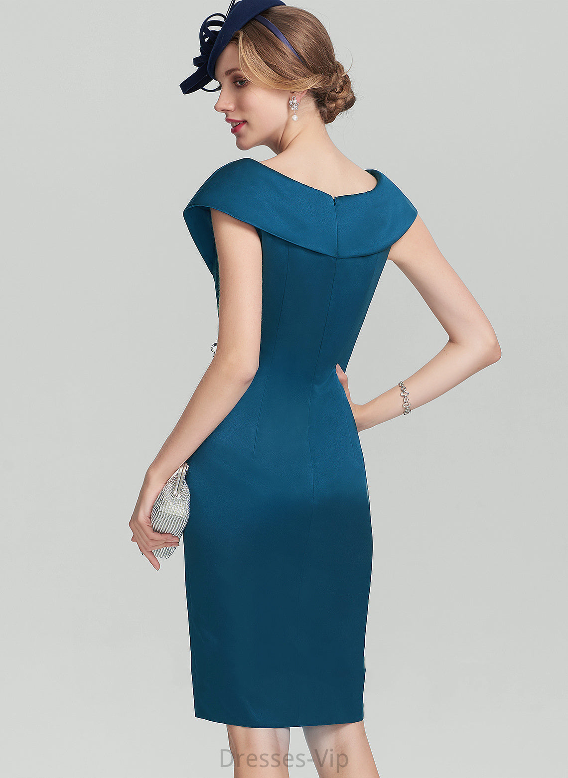 Ruffle V-neck Cocktail Dresses Beading With Satin Knee-Length Litzy Dress Cocktail Sheath/Column