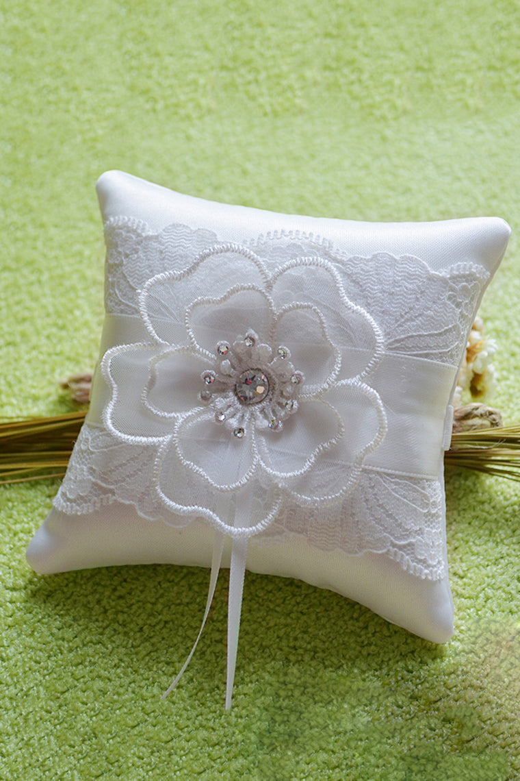 Mini Lace Ring Pillow With Rhinestone