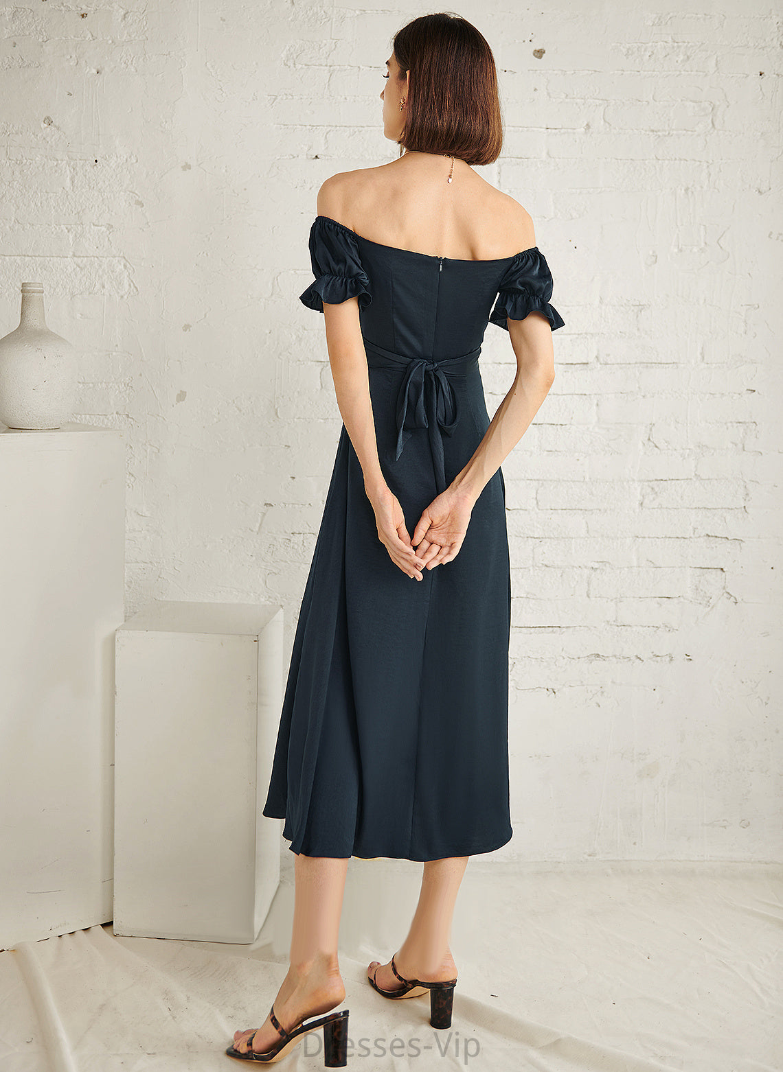 Diya Cotton Off-the-Shoulder A-Line Cocktail Dress Tea-Length Cocktail Dresses Blends