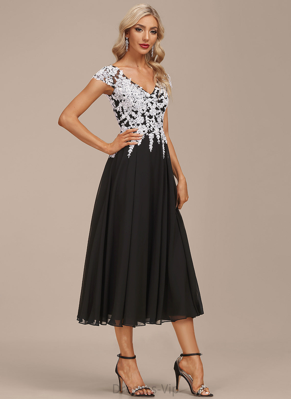 A-Line V-neck Giovanna Cocktail Dresses Cocktail Dress Tea-Length Lace Chiffon