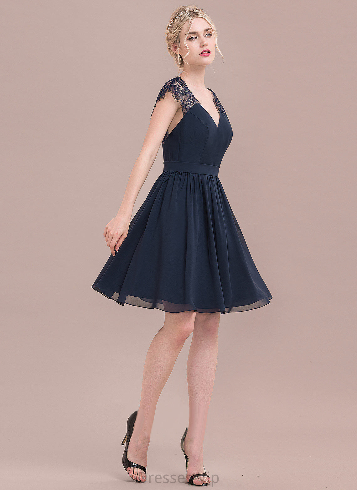 Dress Cocktail Knee-Length Kara Lace Chiffon A-Line V-neck Cocktail Dresses