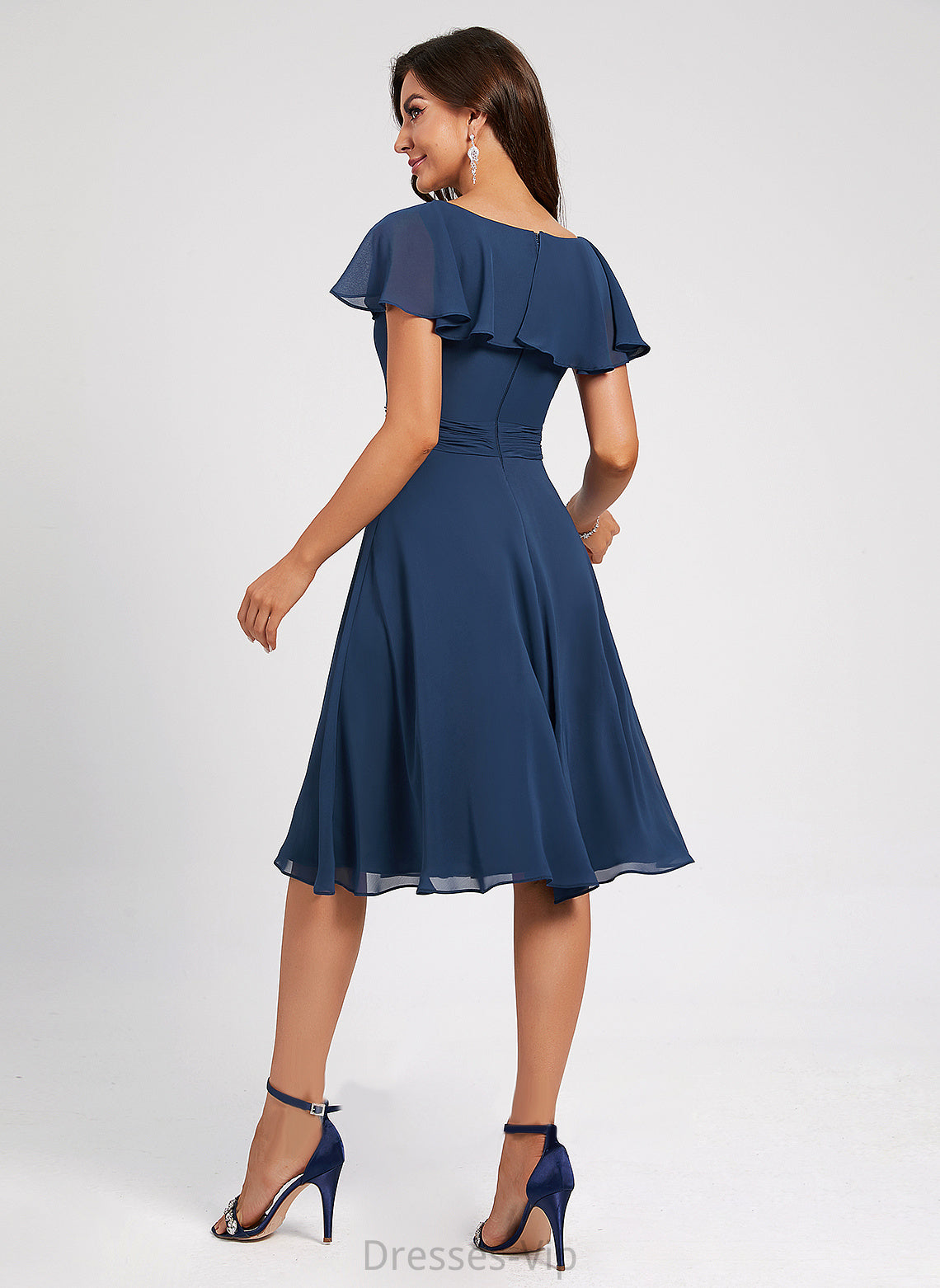 A-Line Regan Cocktail Ruffle Cocktail Dresses Chiffon Dress Knee-Length With Scoop Neck Pleated