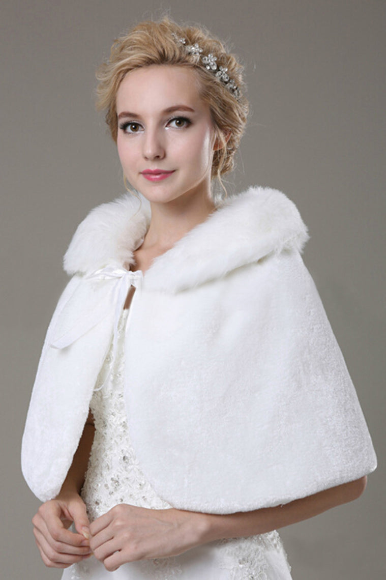 Lovely Faux Fur Wedding Wrap