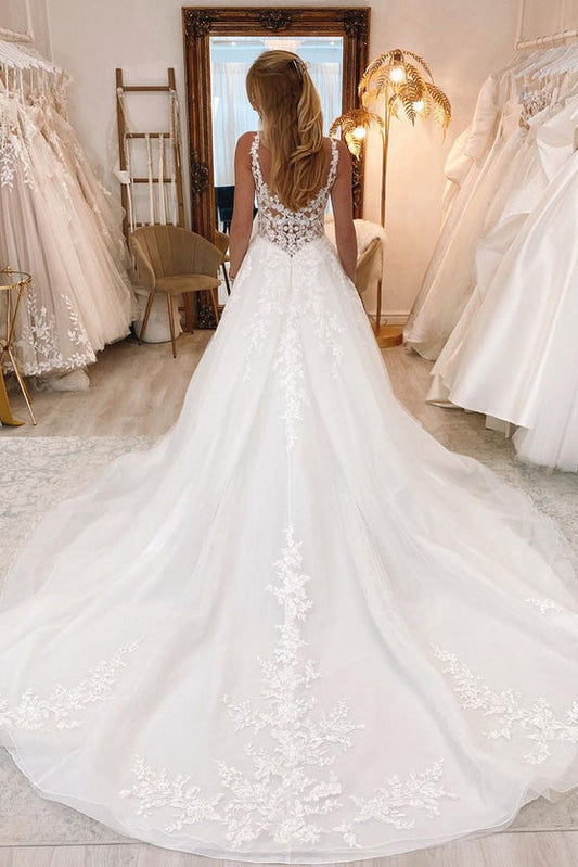 Elegant Ball Gown Scoop Neck Long Wedding Dresses with Appliques