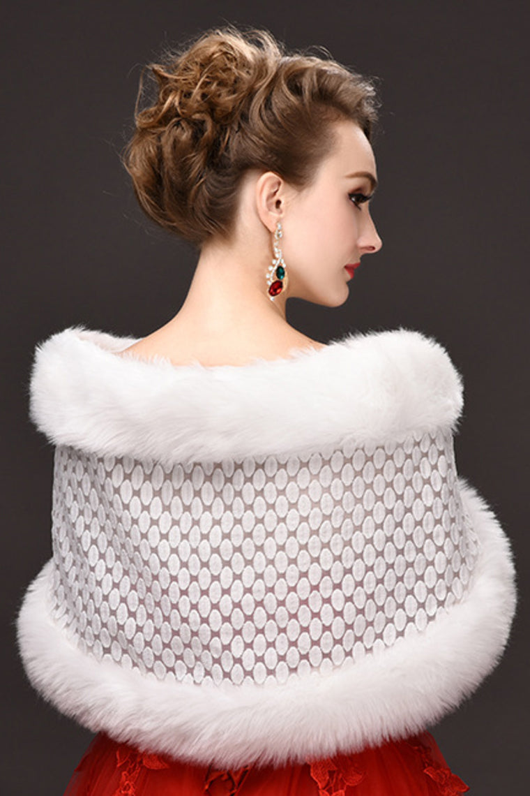 Elegant White Faux Fur Wedding Wrap