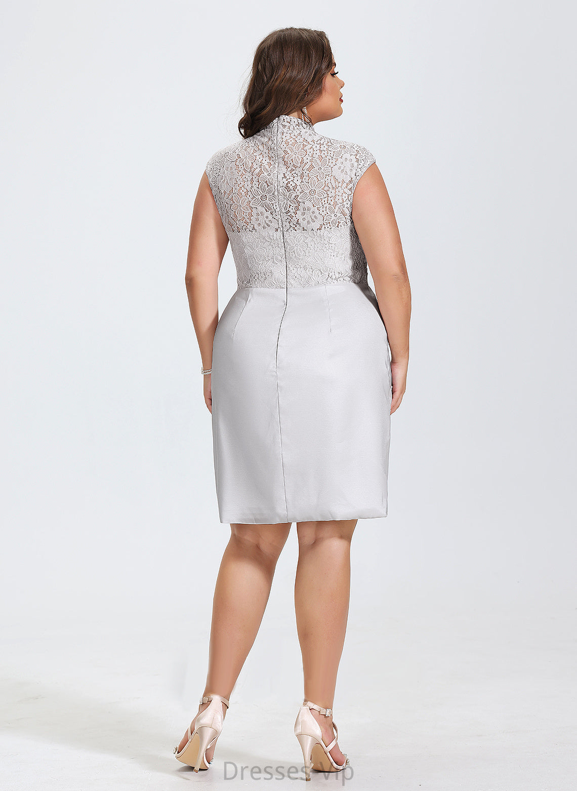 Cocktail Dresses Knee-Length Cristal Cocktail Lace Charmeuse With High Neck Dress Ruffle Sheath/Column