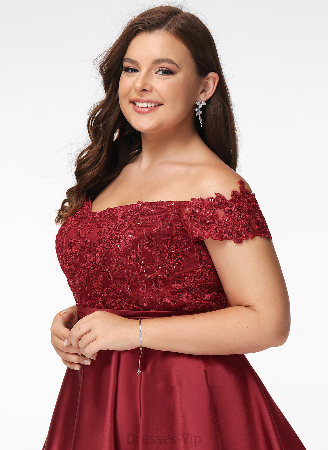 Ivy With Knee-Length Sequins A-Line Satin Cocktail Lace Off-the-Shoulder Dress Cocktail Dresses