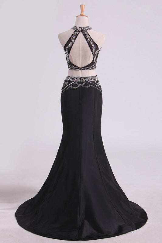 2024 Black Open Back Prom Dresses Mermaid Floor Length Satin