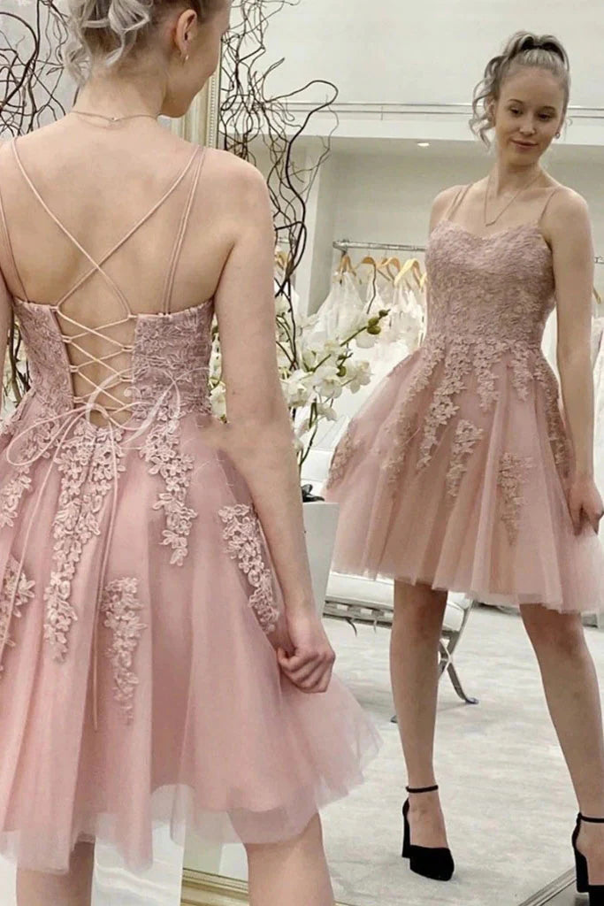 Elegant Pink Spaghetti Straps Lace Appliques Tulle Short Homecoming Dresses