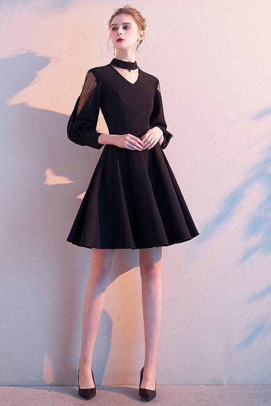 Sexy Black Halter V Neck Long Sleeves A Line Short Homecoming Dresses