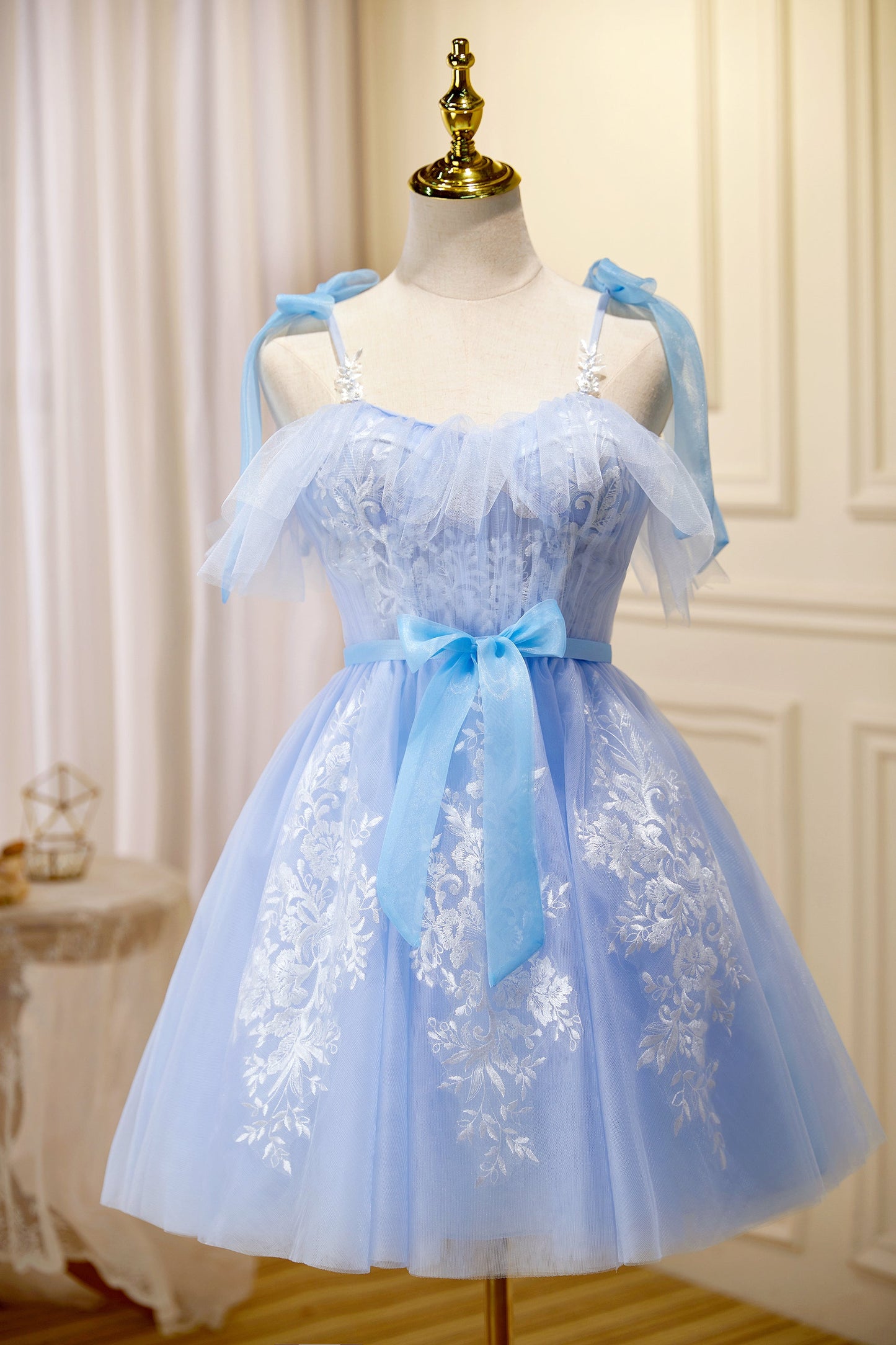 Sky Blue Spaghetti Straps Appliques Tulle Short Homecoming Dresses