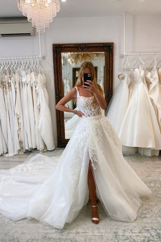 Elegant Ball Gown Scoop Neck Long Wedding Dresses with Appliques