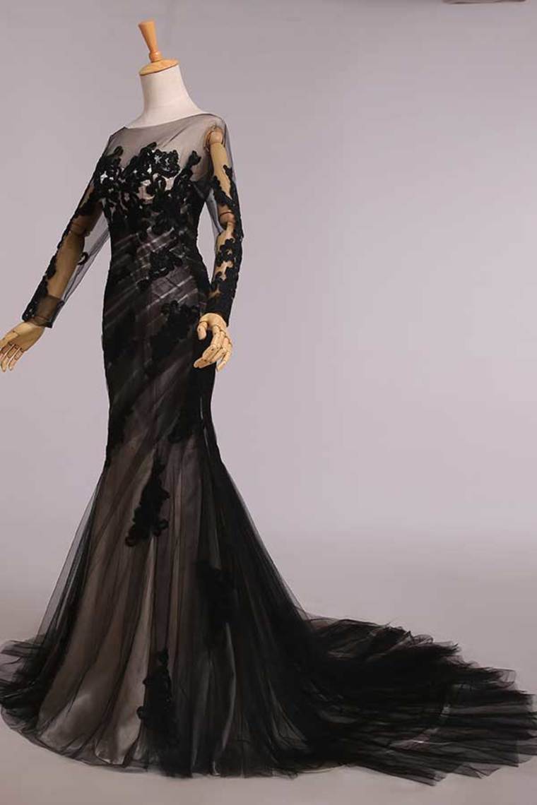 2024 Elegant Evening Dresses Mermaid Black Scoop Tulle With Applique Chic Mother Of Bridal Dresses